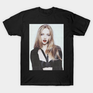 Amanda Seyfried T-Shirt